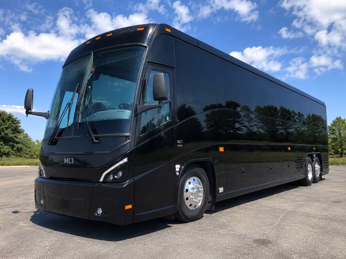 sports team fan bus rentals for killeen events